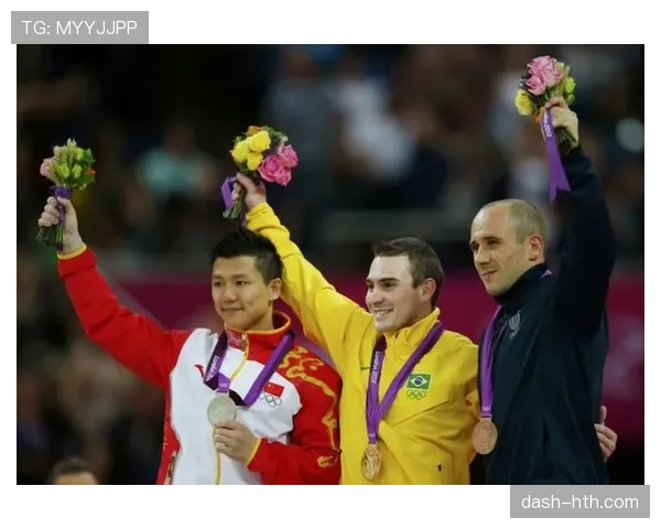 陈一冰退役后住进月租三万的养老社区，每天五点起床遛弯